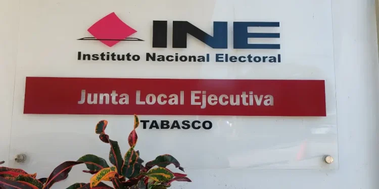 INE Tabasco registra 57 aspirantes a consejerías electorales