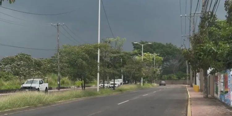 Servicio Meteorológico Nacional advierte lluvias fuertes en Tabasco por frente frío 50