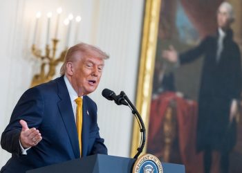 Trump amenaza intervención en México contra narco: "Si ellos no hacen el trabajo, nosotros lo haremos"