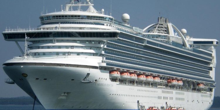 Norovirus en el Caribbean Princess deja 115 contagiados