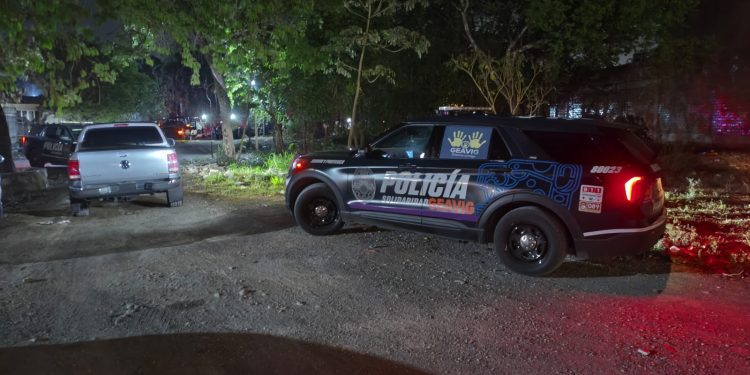 Pareja ejecutada a balazos en Las Torres Playa de Carmen