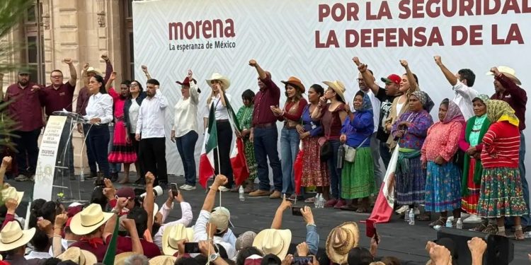 firmas para la solicitud de juicio político contra Maru Campos