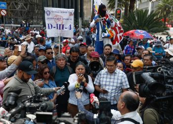 Sin acuerdos, concluye mesa de negociación del CNTE tras ocho horas de diálogo