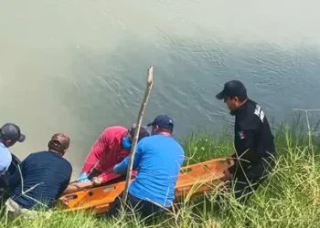 Encuentran cuerpo embolsado en río de Cunduacán