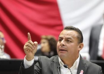 Erubiel apaga las luces del PRI