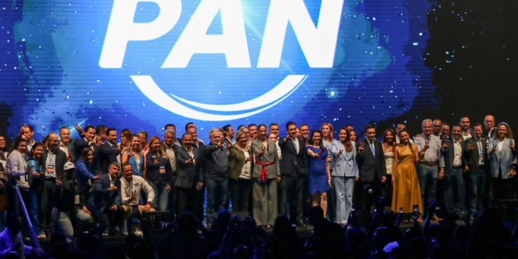 PAN pierde militantes y partido PAZ supera su padrón nacional