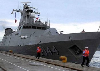 Buque choca en Isla Mujeres tras presunta falla mecánica en patrulla de la Marina