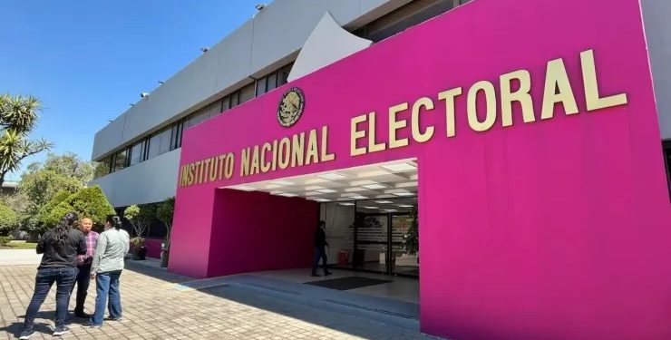 Representación de los nuevos partidos políticos aprobados por el INE para participar en las elecciones de 2027.