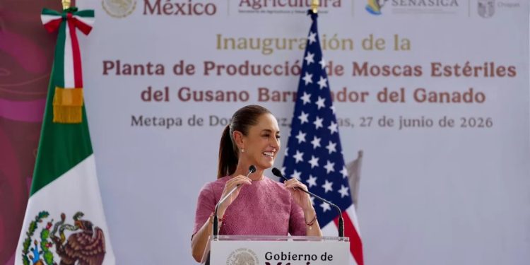 Planta de moscas estériles en Chiapas inaugurada por México y Estados Unidos para combatir el gusano barrenador.