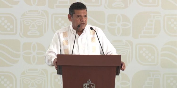 Con Villa Universitaria, Gobierno del Pueblo blinda educación superior para evitar deserción escolar; presenta Javier May proyecto en beneficio inicial de 148 alumnos