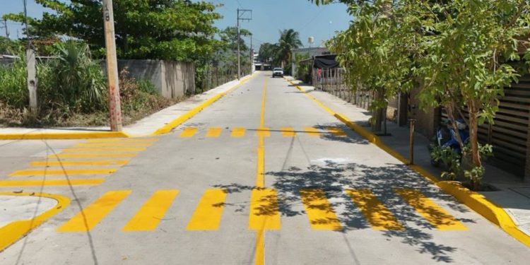 Ayuntamiento de Centro entrega obras en Gaviotas Sur