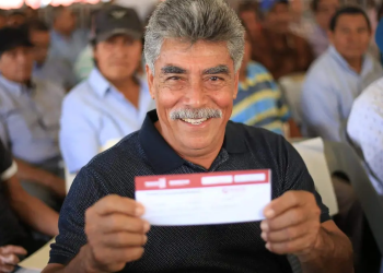 Trámite para obtener apoyo para adultos mayores en Villahermosa