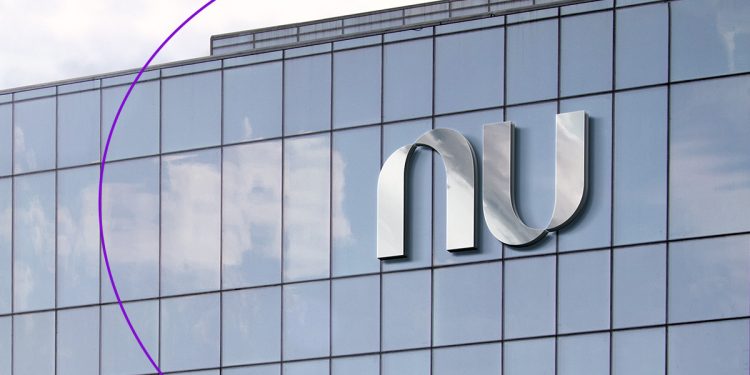 Aplicación móvil de Nu tras recibir autorización para operar como banco en México.