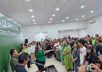 Susana Leon deja la Canaco