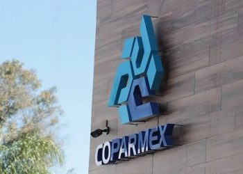 Representantes de Coparmex Tabasco durante una reunión empresarial.