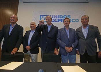 Fox y 12 exgobernadores del PAN respaldan a Ruffo Appel