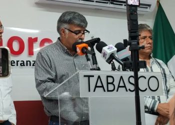 Dirigencia de Morena Tabasco anuncia denuncia contra Canaco por presuntos actos anticipados de campaña.