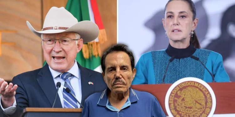 Instalaciones de la Fiscalía General de la República tras el pronunciamiento sobre las declaraciones de Ken Salazar.