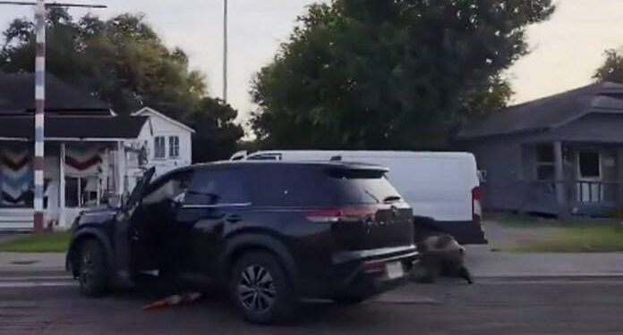 Agente de ICE mata a migrante mexicano durante un operativo realizado en Texas.