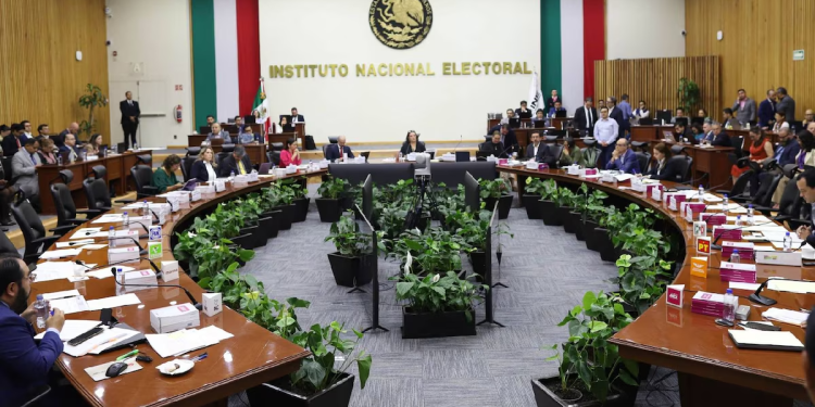 Integrantes de la Comisión de Verificación de Integridad de Candidaturas: INE define órgano clave rumbo a 2027